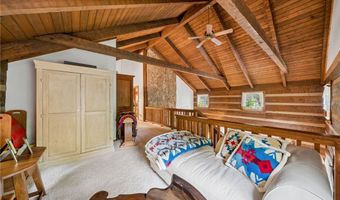 24 McCullough Hill Rd, Amity, PA 15311
