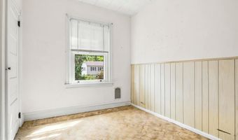 2140 WAYNE Ave, Abington, PA 19001