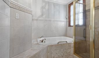 1012 Beach Blvd, Biloxi, MS 39530