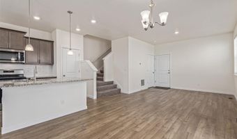 21821 E 7th Ave, Aurora, CO 80018