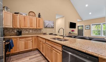 177 Alpstrausse, Bartlett, NH 03812
