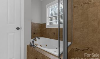 315 Glenn Bridge Rd, Arden, NC 28704