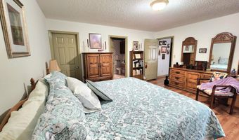 1731 Halltown Rd, Autryville, NC 28318