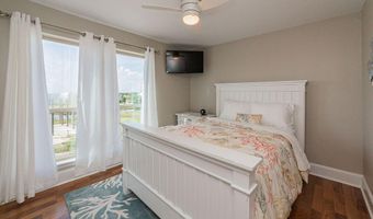 11057 Idaho St, Bay St. Louis, MS 39520