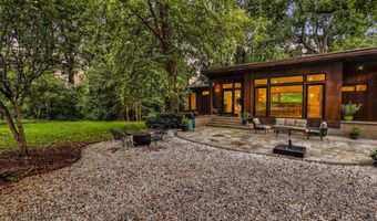 6921 AYR Ln, Bethesda, MD 20817