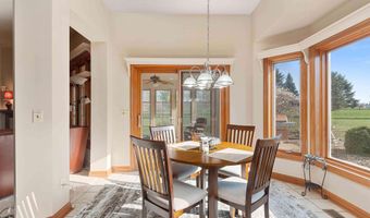1908 Bent Tree Ct, Auburn, IN 46706
