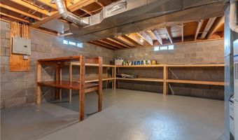 300 Homeworth Rd, Alliance, OH 44601