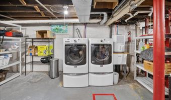 61 Upper Loudon Rd, Albany, NY 12211