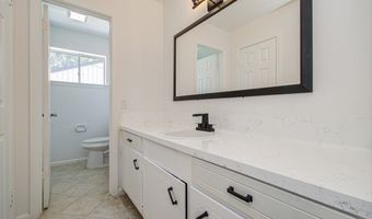 2708 Tallow St, Alvin, TX 77511