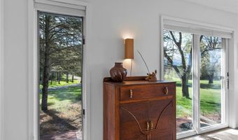 1711 W Church Rd, Alden, WI 54026