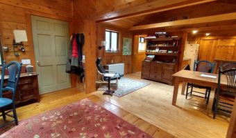 11 Laurel Glen Ln, Center Harbor, NH 03226