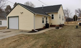905 Pine St, Atlantic, IA 50022