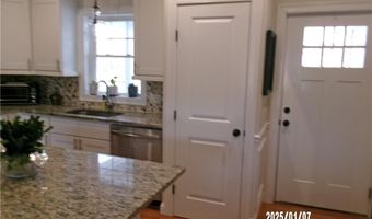 1 Sydney Rose Ct 1A, Johnston, RI 02919