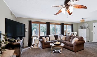 2812 Greenbriar Rd, Anderson, IN 46011