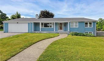 32 Brookfarm Rd, North Providence, RI 02904