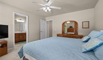 8 Hillswick Dr, Bella Vista, AR 72715