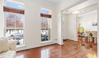 22839 VICKERY PARK Dr, Ashburn, VA 20148