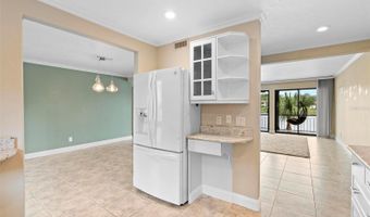 652 LAKE VILLAS Dr D, Altamonte Springs, FL 32701
