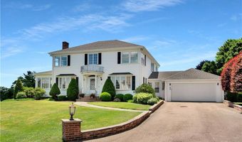 7 Jenckes Ct, Narragansett, RI 02882