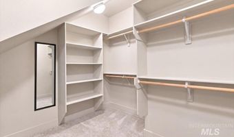 857 N River Path Ln, Boise, ID 83703