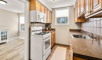 21 DOWLING Ave, Audubon, NJ 08106