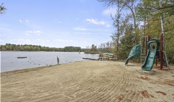 422 Bonny Rigg Hill Rd, Becket, MA 01223