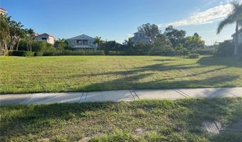 6451 RUBIA Cir, Apollo Beach, FL 33572