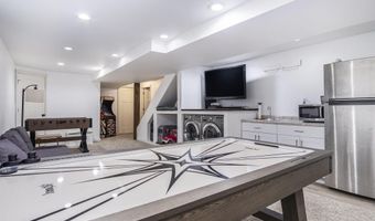 7160 River Valley Dr SE, Alto, MI 49302