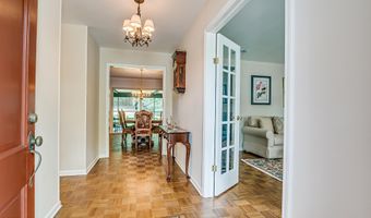 240 Dwight Rd, Middletown, NJ 07748