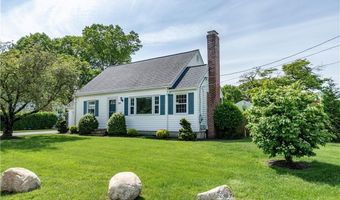170 Pilgrim Pkwy, Warwick, RI 02888