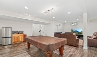 43245 BARNSTEAD Dr, Ashburn, VA 20148