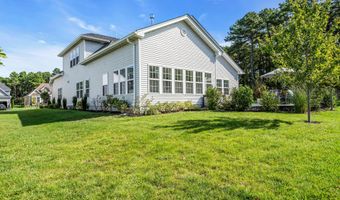 61 Milky Way Dr, Barnegat, NJ 08005