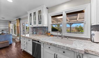 3045 Mary Ln, Escondido, CA 92025