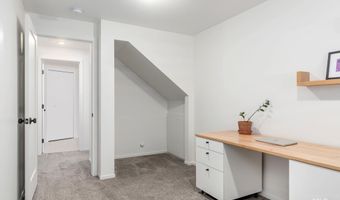 9401 W Knottingham Dr, Boise, ID 83704
