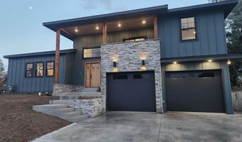 1332 Huff N Puff Ave, Cody, WY 82414