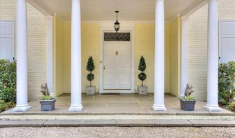 221 Surrey Cir, Aiken, SC 29801