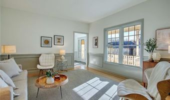 6 Grandstand Dr, Lincoln, RI 02865