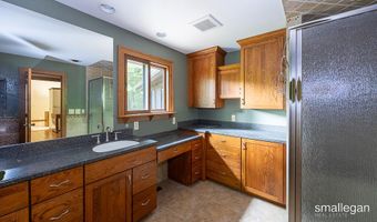 550 Greentree Ln NE, Ada, MI 49301