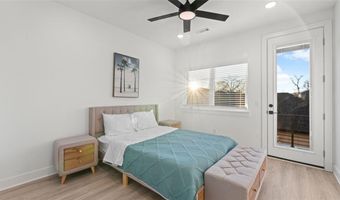 1145 NE Monroe St, Bentonville, AR 72712