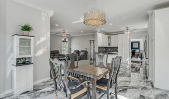 11 Macintosh Dr, Andover, NJ 07848