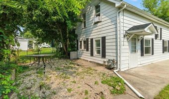 42448 N Lake Ave, Antioch, IL 60002