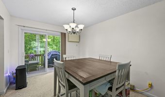 745 Merrow Rd APT 171, Coventry, CT 06238