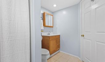 9557 Cantwell Dr, Affton, MO 63123