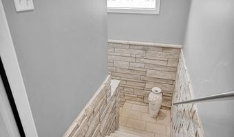 410 Crooked Stick Dr, Bedford, IN 47421
