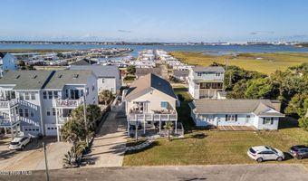 205 Barefoot Ln, Atlantic Beach, NC 28512