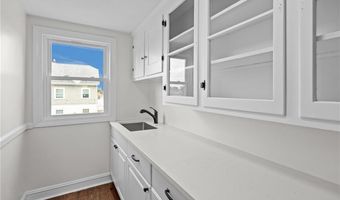 94 Carman St, Cranston, RI 02910