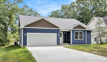 126 Goodwin St, Allegan, MI 49010