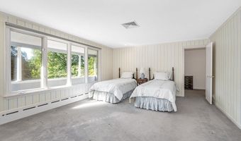246 Highland Rd, Andover, MA 01810