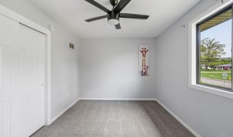 3647 E Galbraith Rd, Amberley, OH 45236