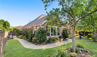 903 SW Edinburgh Ave, Bentonville, AR 72713